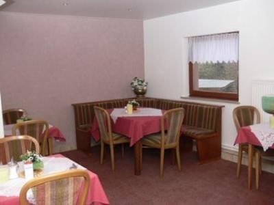 Haus Sonnenhuegel Otel Wilhelmsdorf Dış mekan fotoğraf